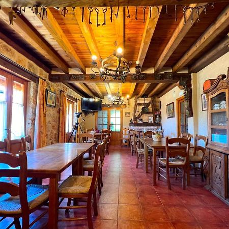 Hotel Rural La Huerta Montejo de la Vega de la Serrezuela Bagian luar foto