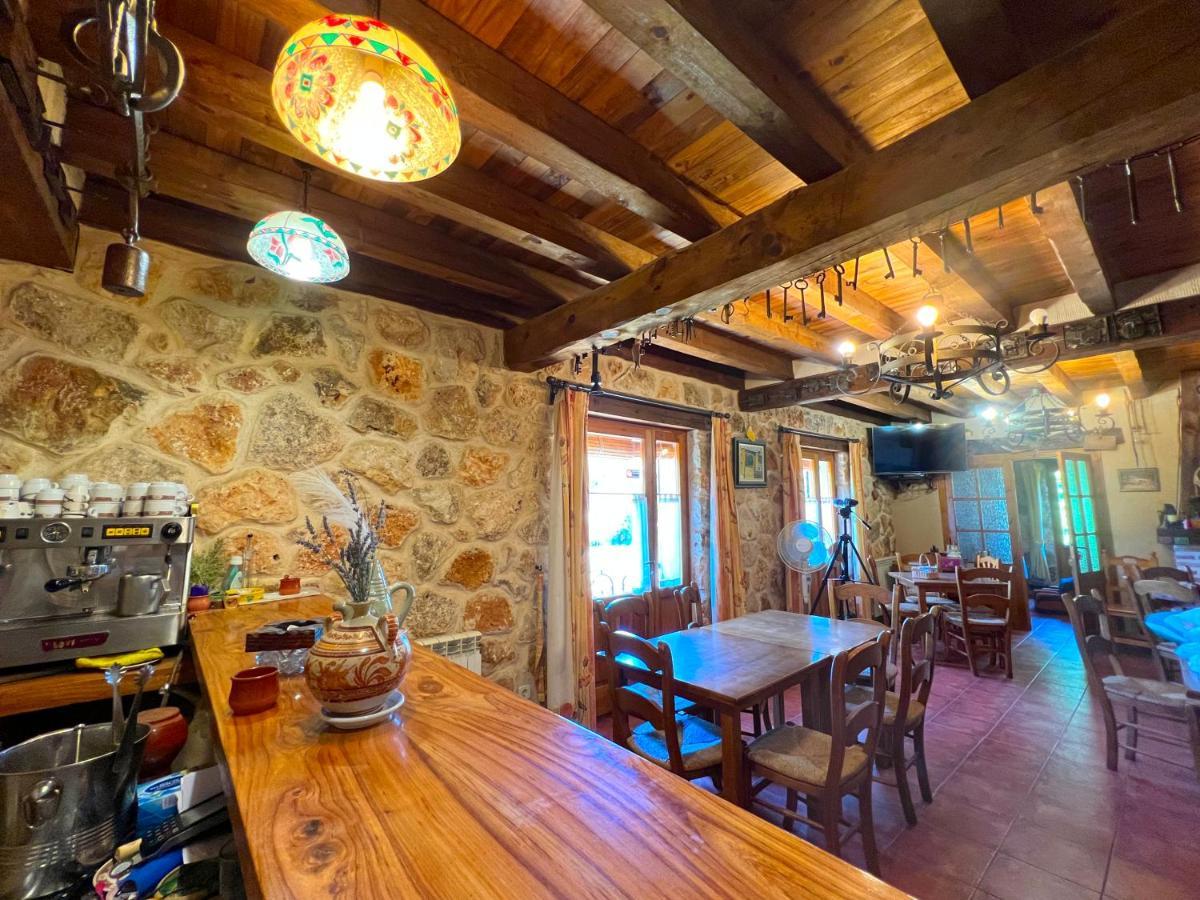 Hotel Rural La Huerta Montejo de la Vega de la Serrezuela Bagian luar foto