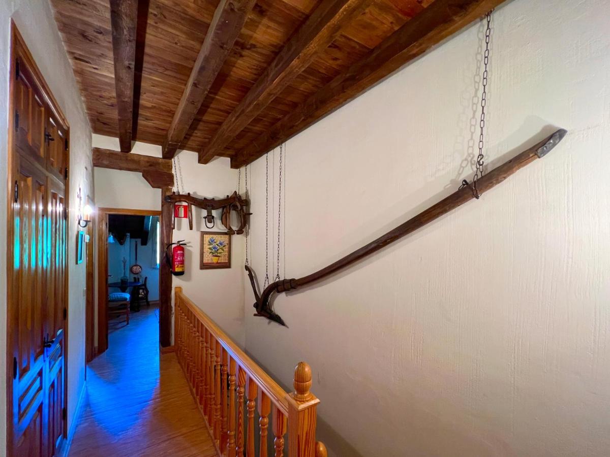 Hotel Rural La Huerta Montejo de la Vega de la Serrezuela Bagian luar foto